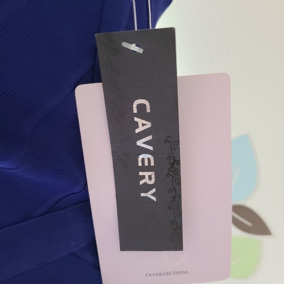 Formal Dress - Picture 3 of 15